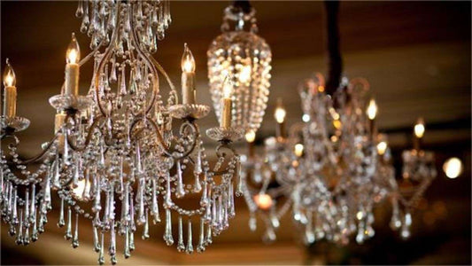 Dazzling Delights: The Glittering Charms of Crystal Chandeliers in Banquets!