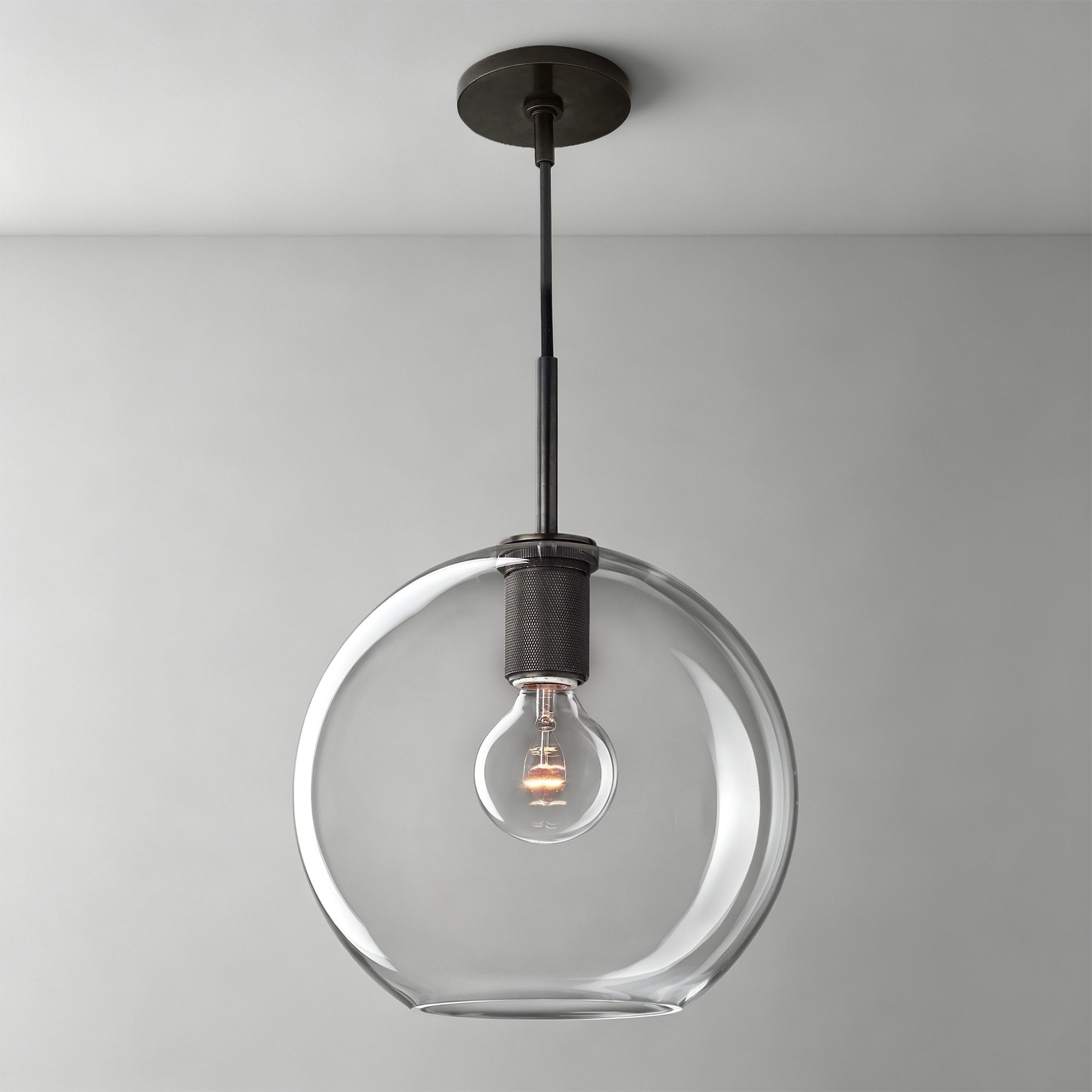 WOMO Globe Glass Pendant Light - Utilitaire