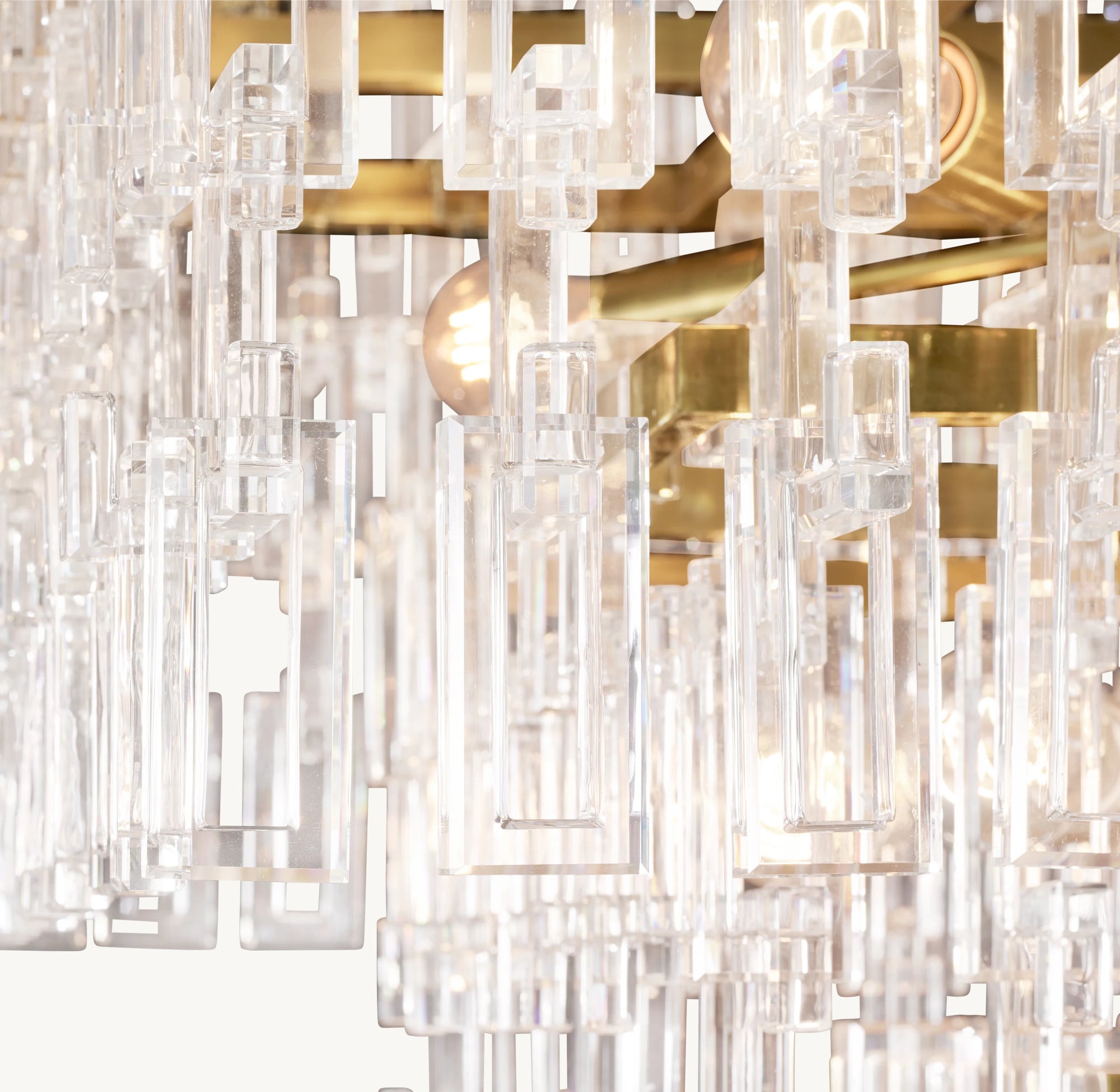 WOMO Chain Crystal Tiered Chandelier - Marignan