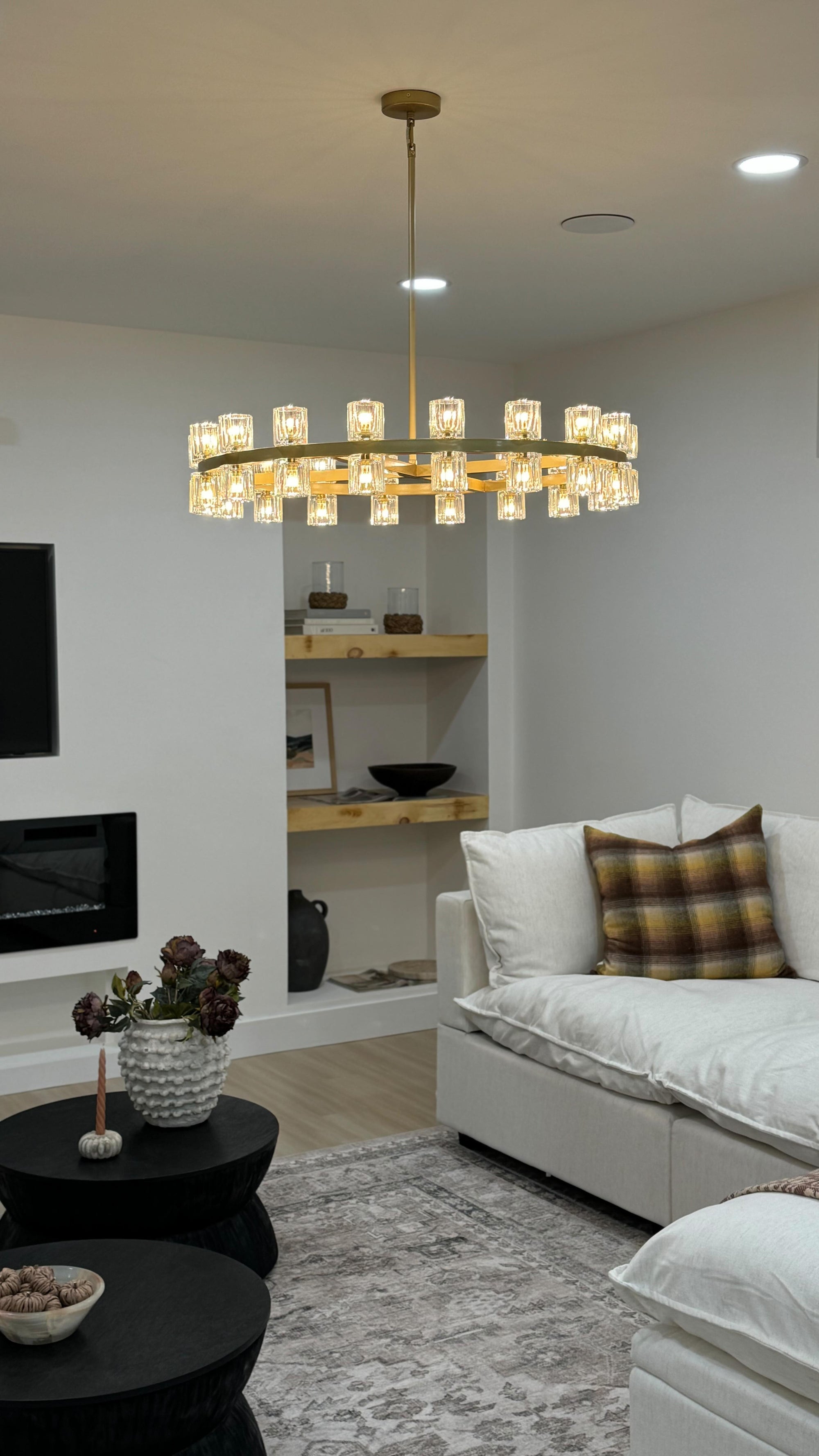 WOMO Hexagonal Crystal Round Chandelier – Arcachon