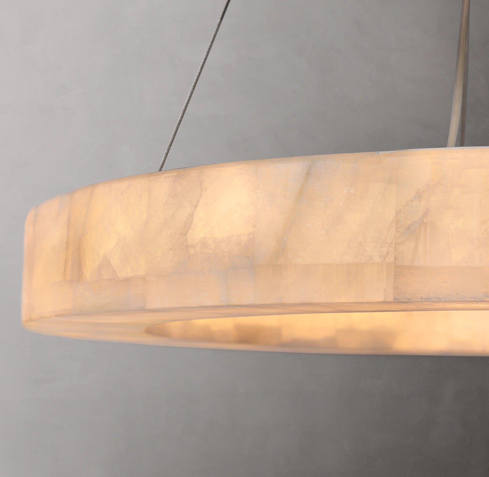 WOMO Lueur Round Alabaster Chandelier - Rivage