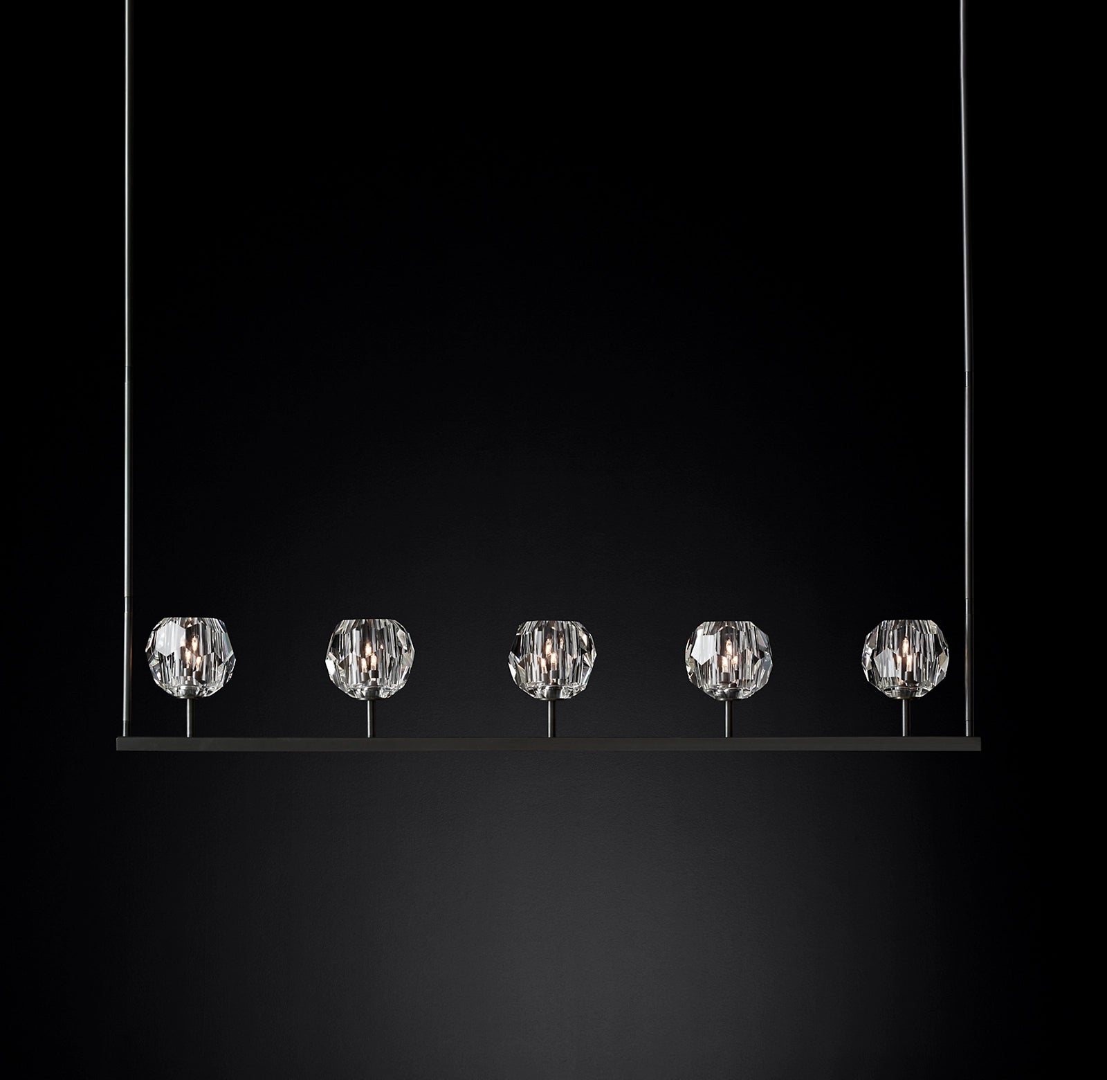 WOMO Crystal Linear Chandelier – Boule
