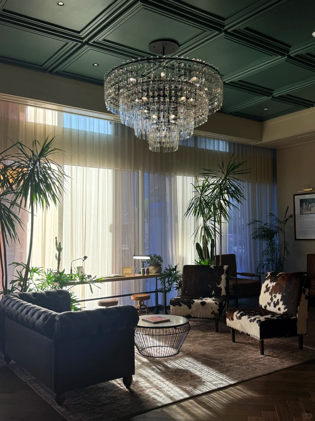 WOMO Chain Crystal Tiered Chandelier - Marignan