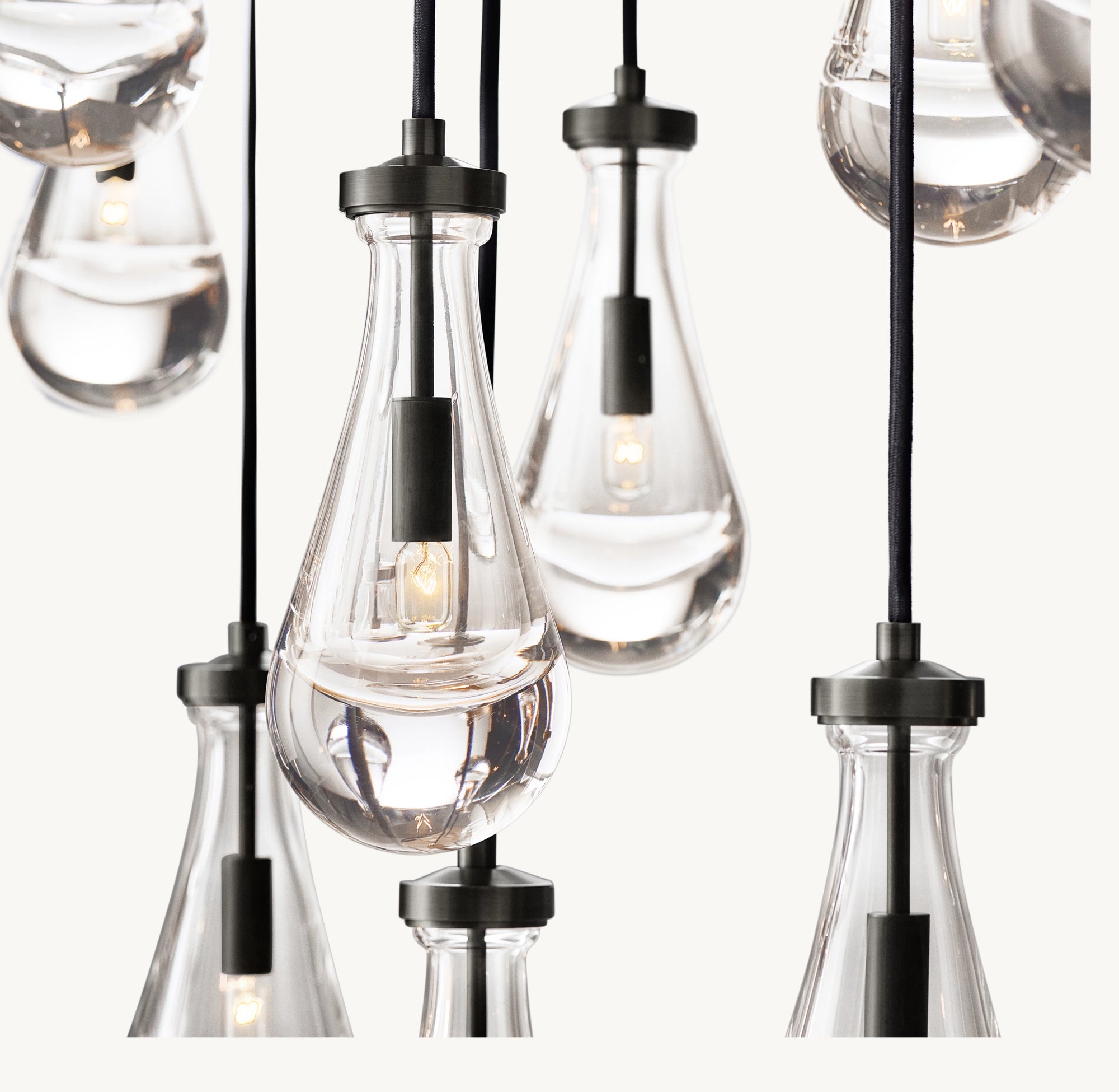 WOMO Raindrop Linear Chandelier – Ava