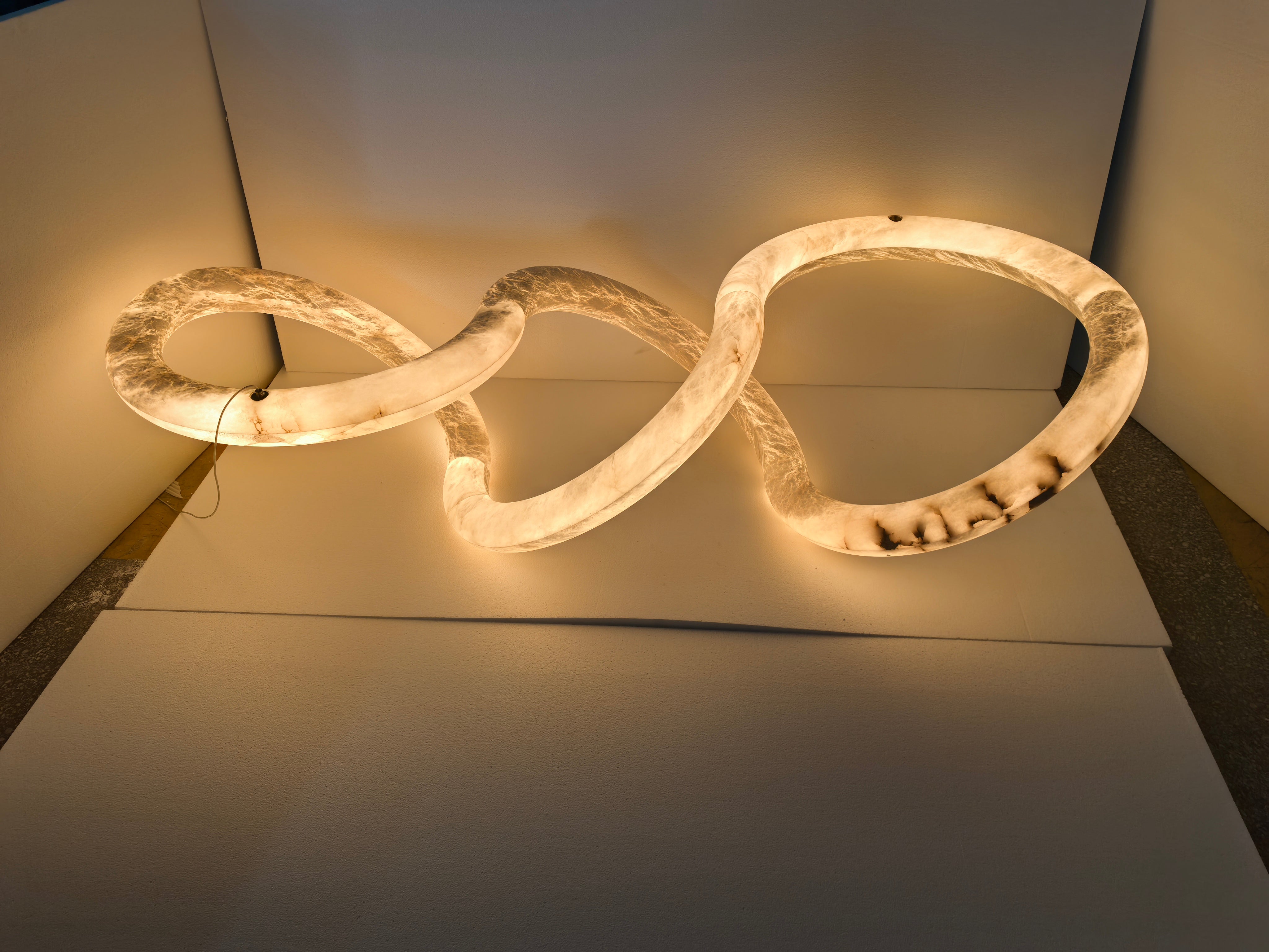 WOMO Infinity Large Alabaster Chandelier-WM2883