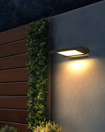 WOMO Curved Outdoor Wall Light-WM9070