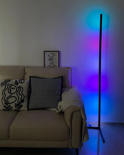 WOMO Simple Linear Floor Lamp-WM7078