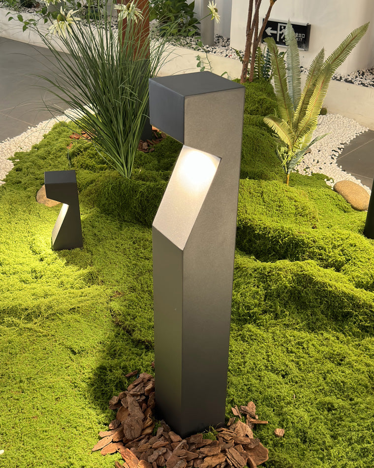 WOMO Pathway Bollard Light-WM9128