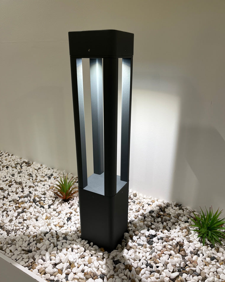 WOMO Square Pathway Bollard Light-WM9127