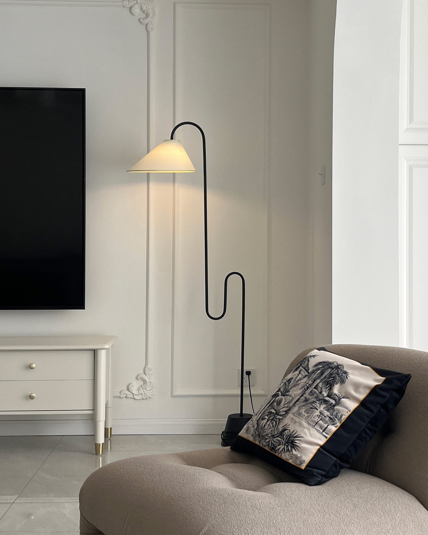 WOMO Fabric Gooseneck Floor Lamp-WM7096