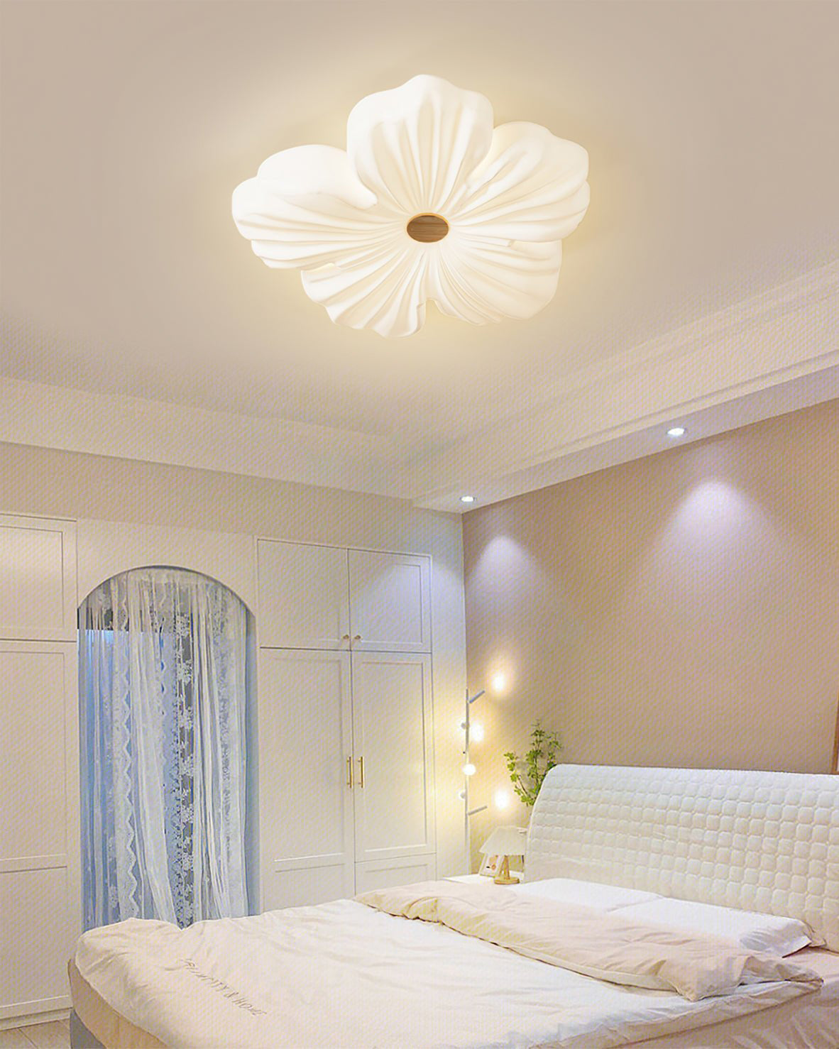 WOMO White Flower Ceiling Light-WM1112