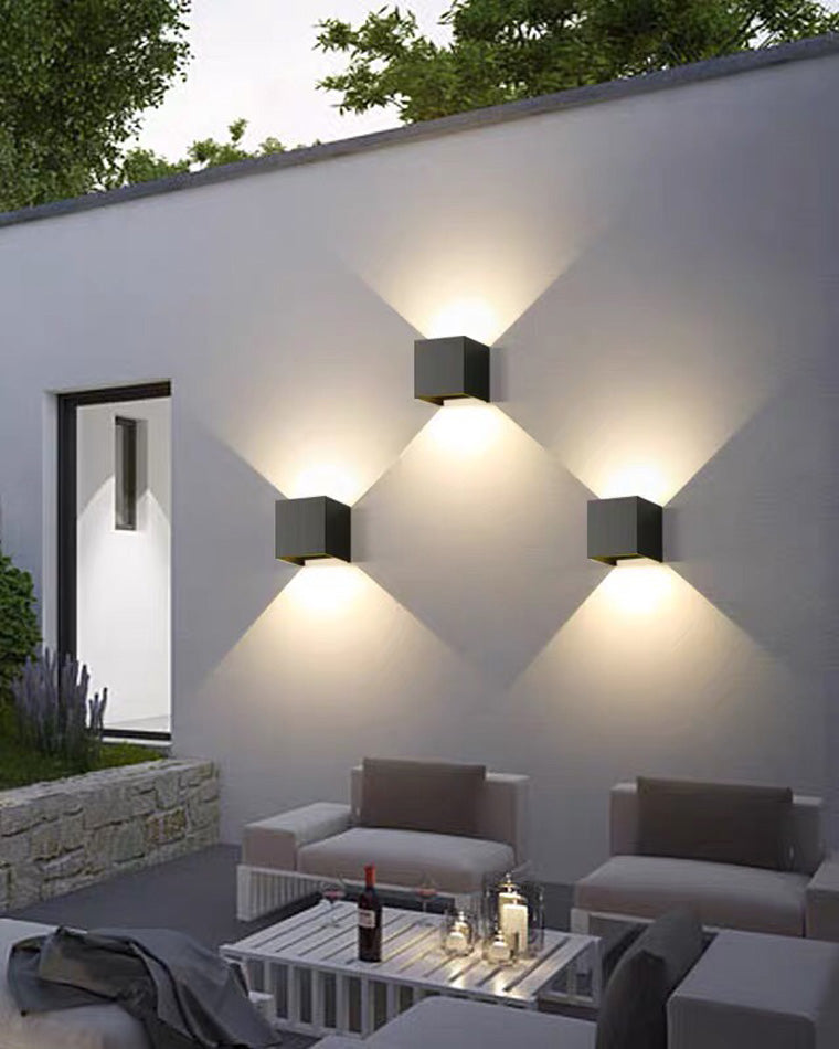 WOMO Outdoor Up Down Wall Light-WM9003