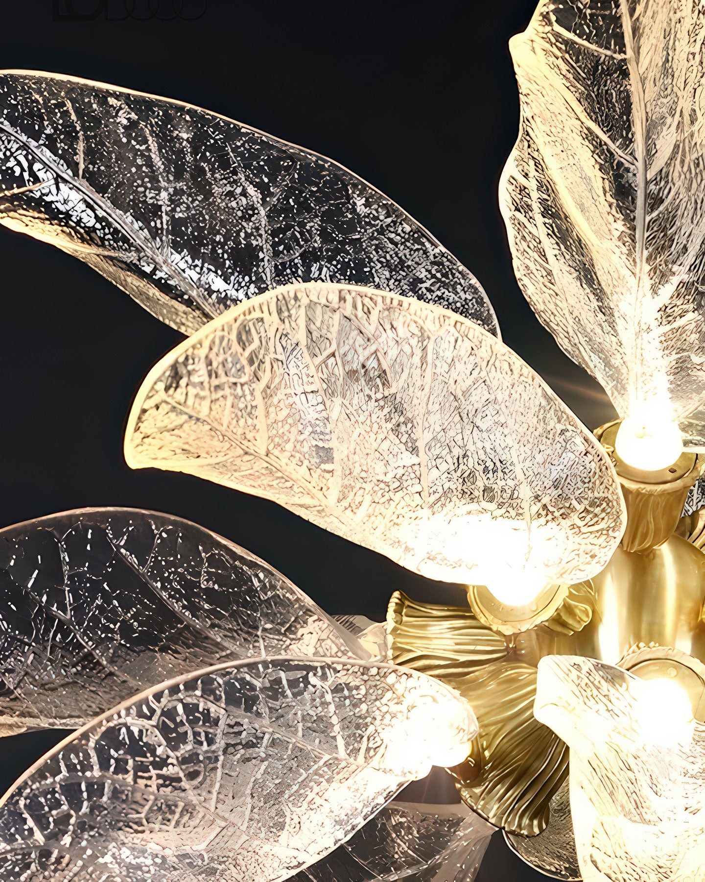 WOMO Luxury Crystal Leaf Chandelier-WM3010