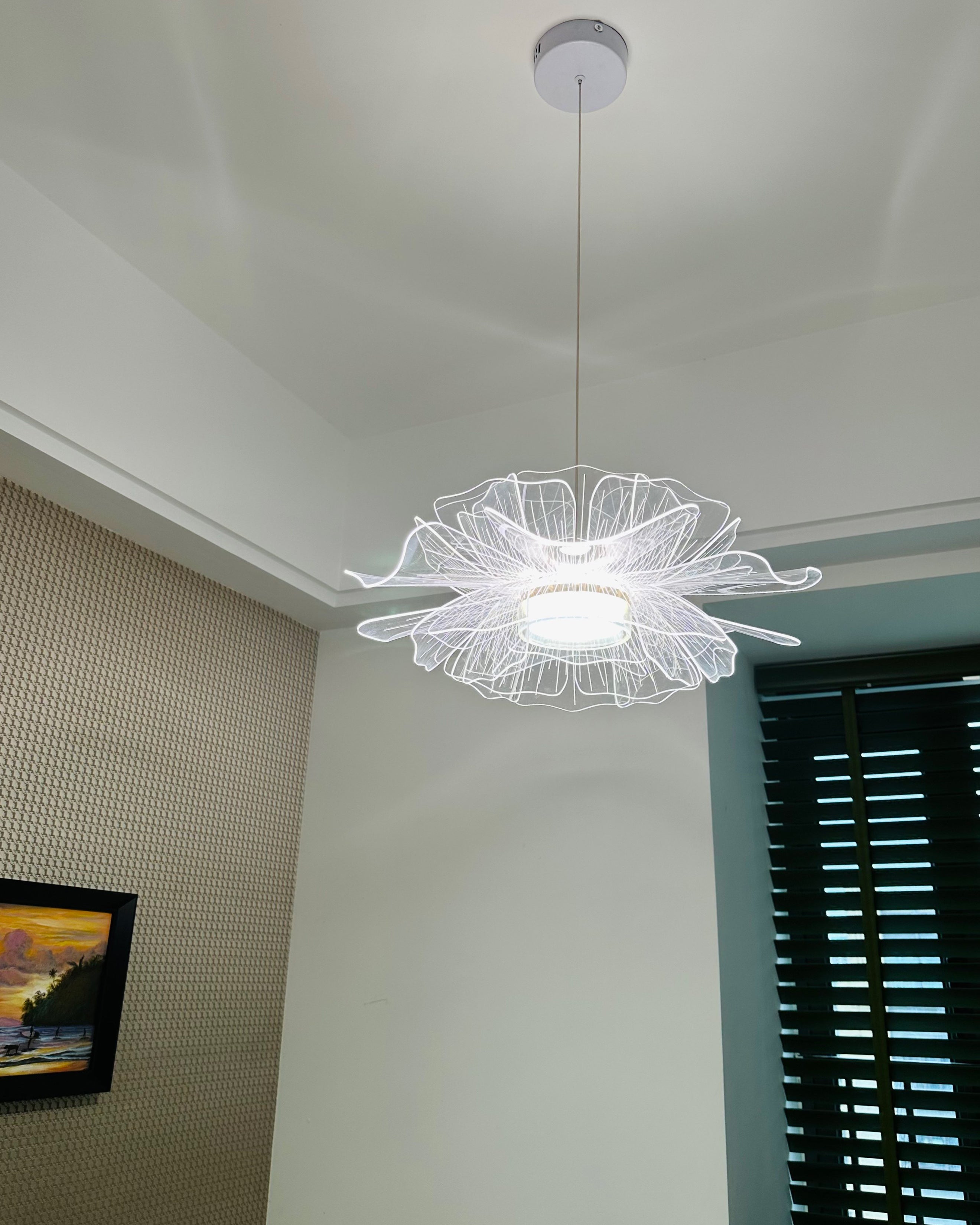 WOMO Acrylic Flower Pendant Light - WM3129