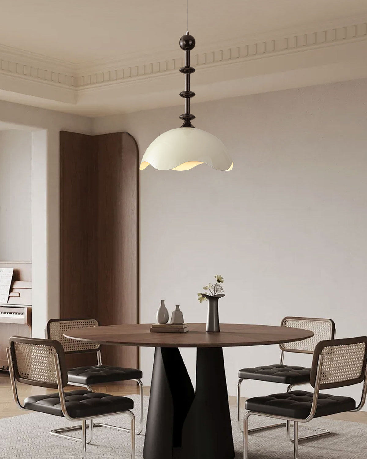 WOMO Metal Eggshell Pendant Light-WM3179