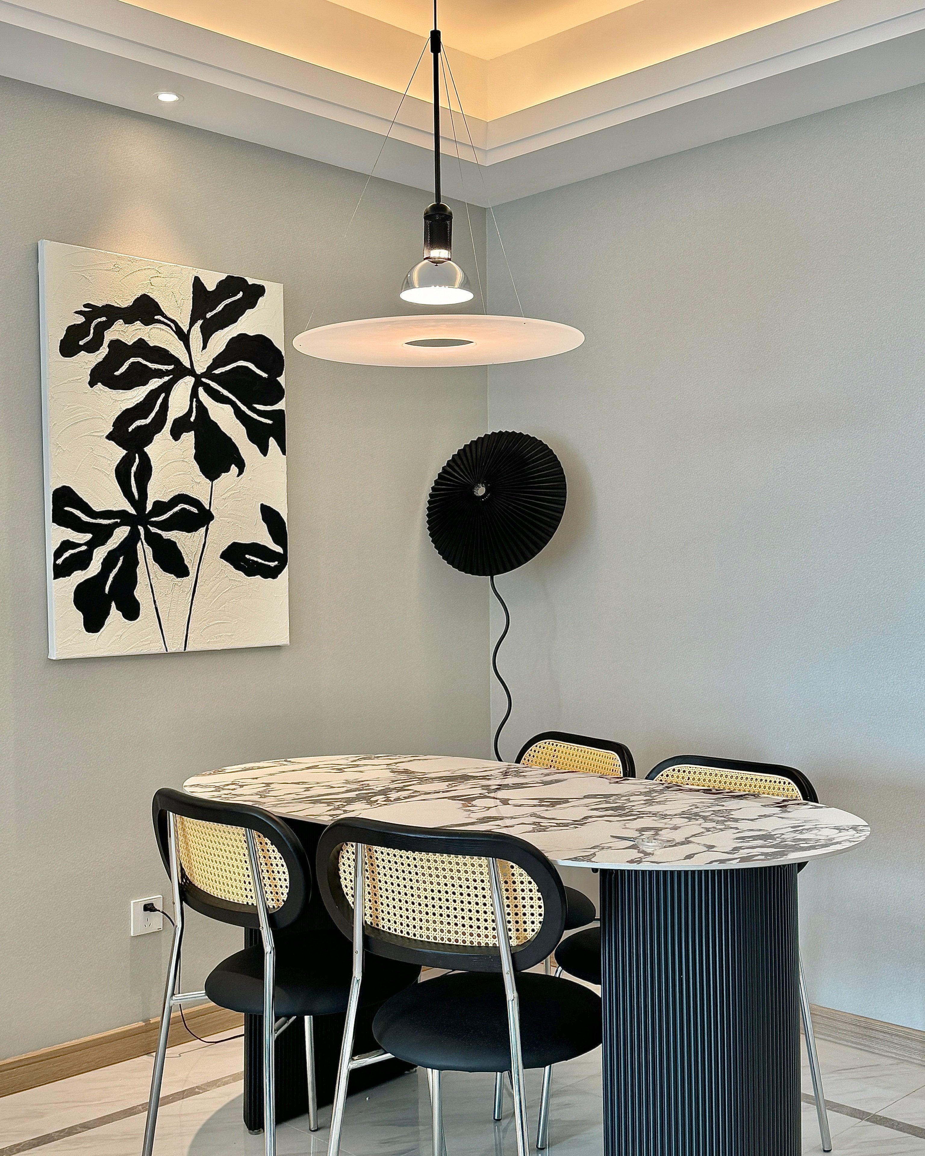WOMO White Flying Saucer Pendant Light-WM3195