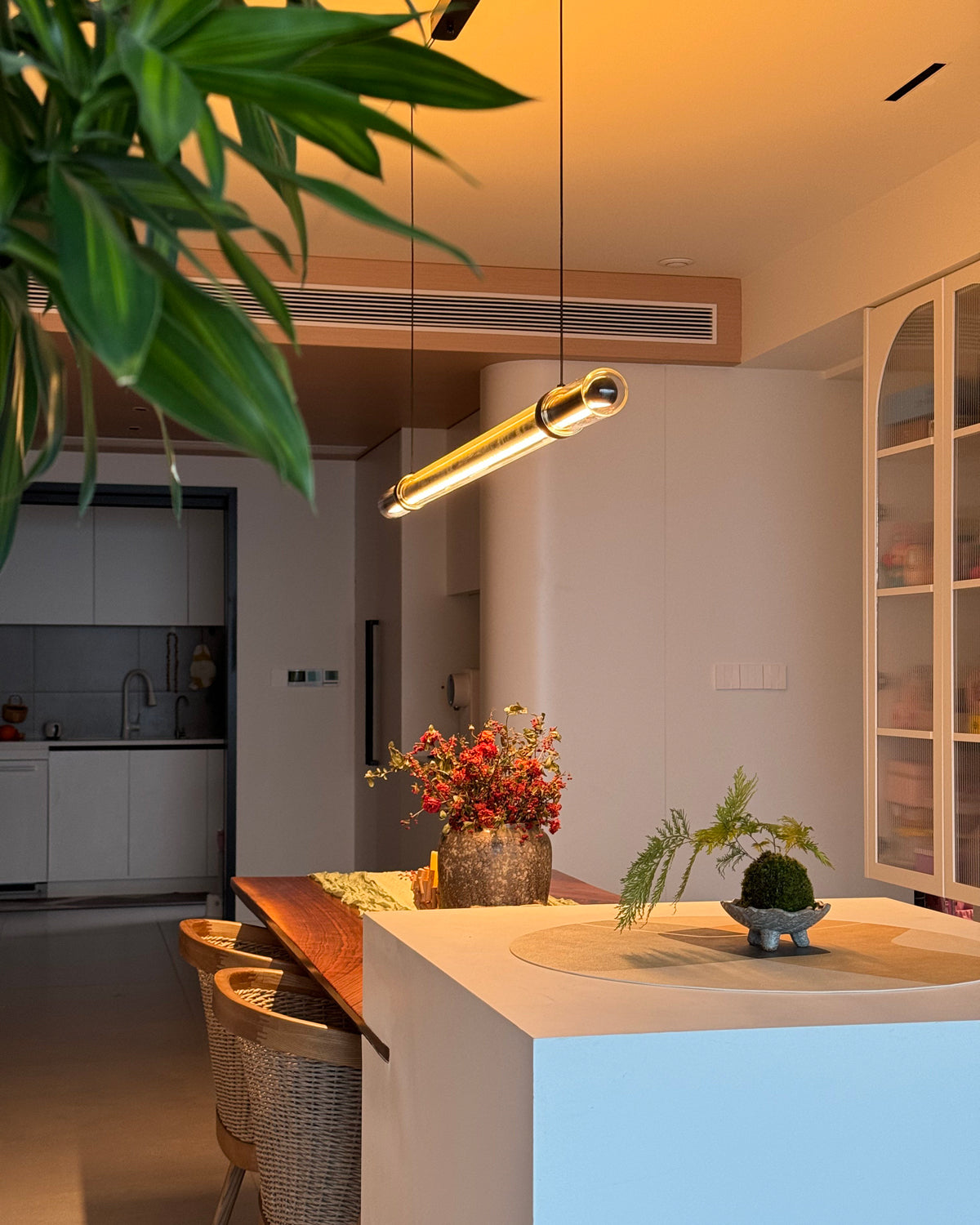 WOMO Black Glass Time tunnel Linear Pendant Light - WM3288