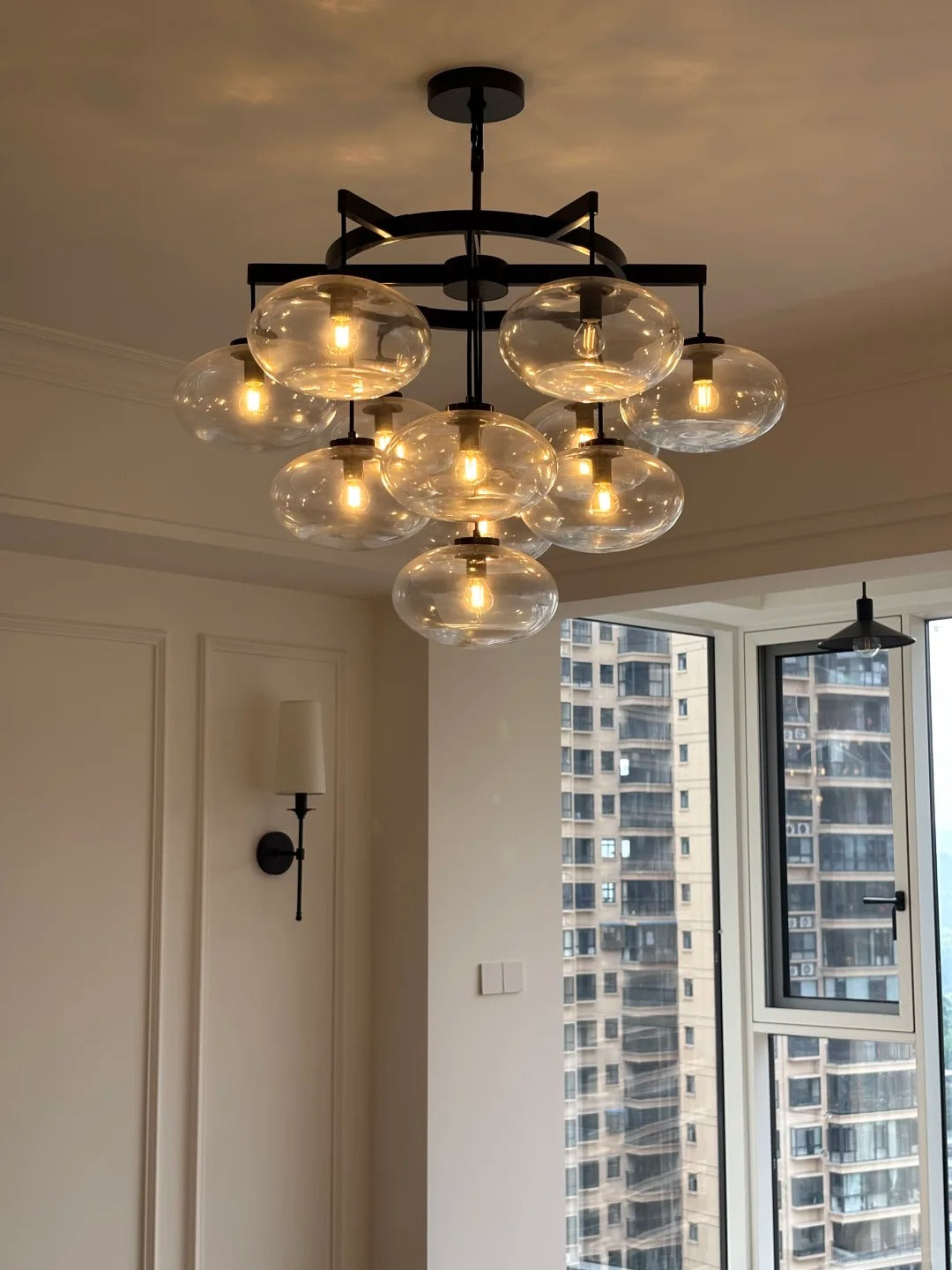 WOMO Globe Glass Cluster Chandelier - Cabrette