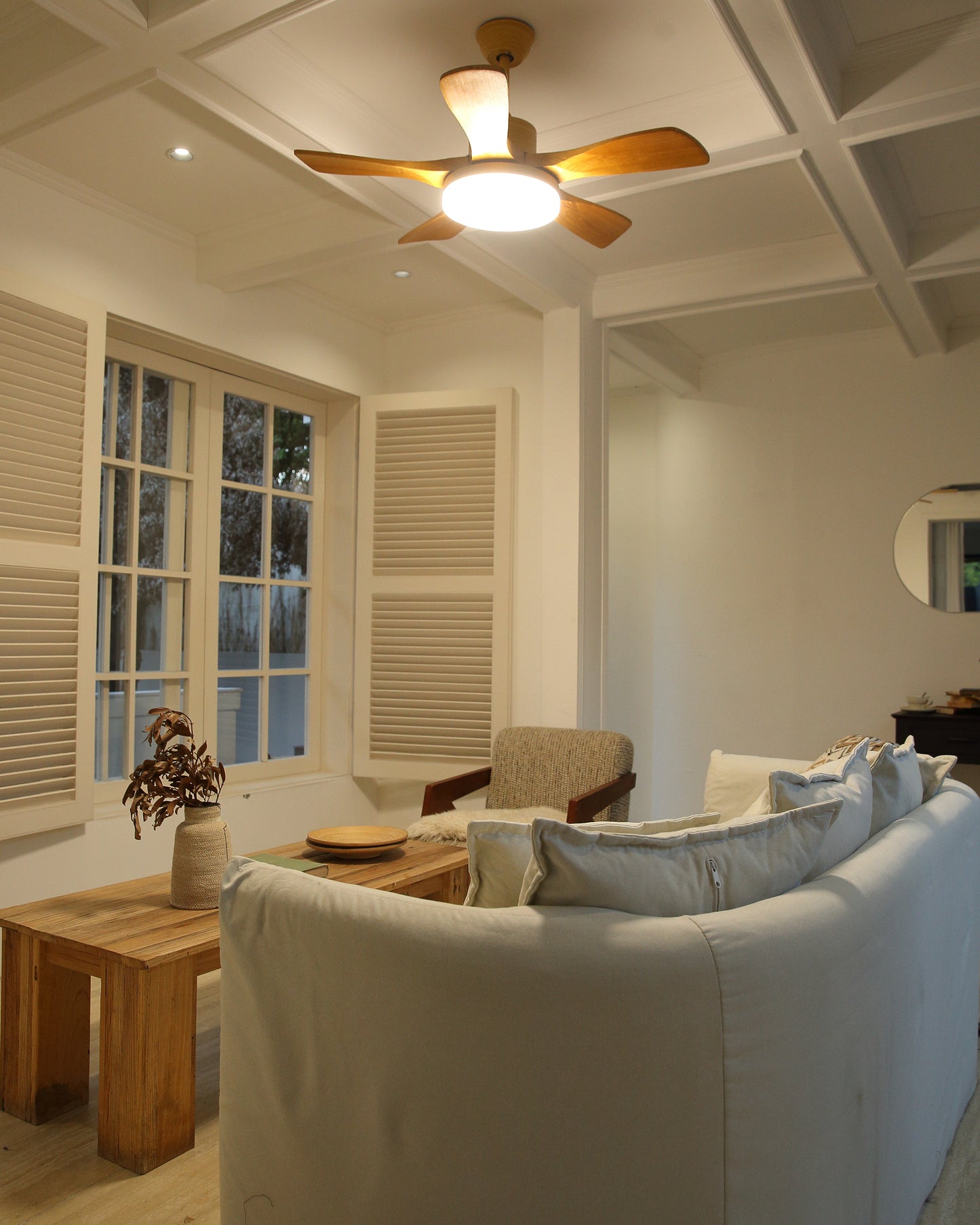 WOMO Scandi Reversible Ceiling Fan with Light-WM5002