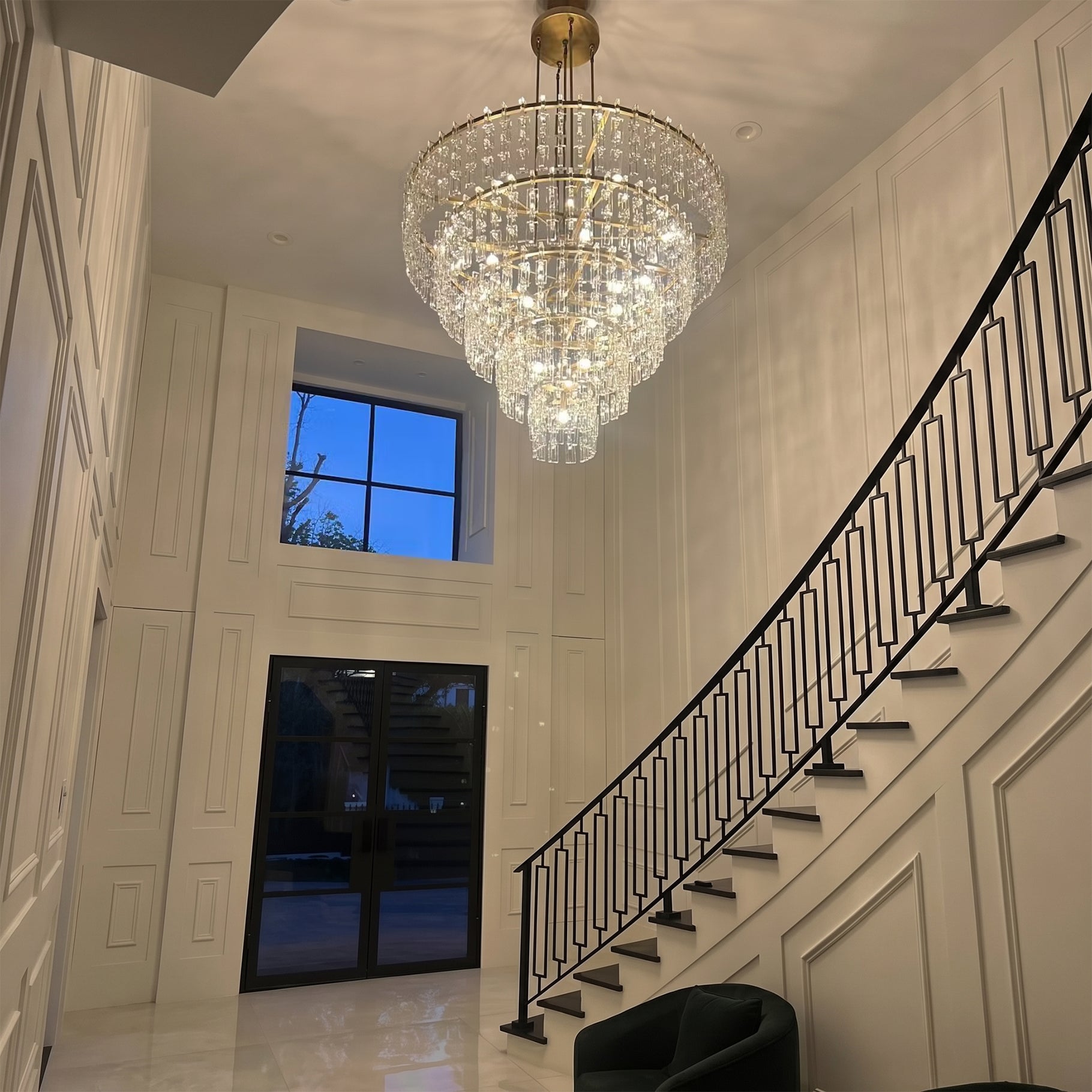 WOMO Chain Crystal Tiered Chandelier - Marignan