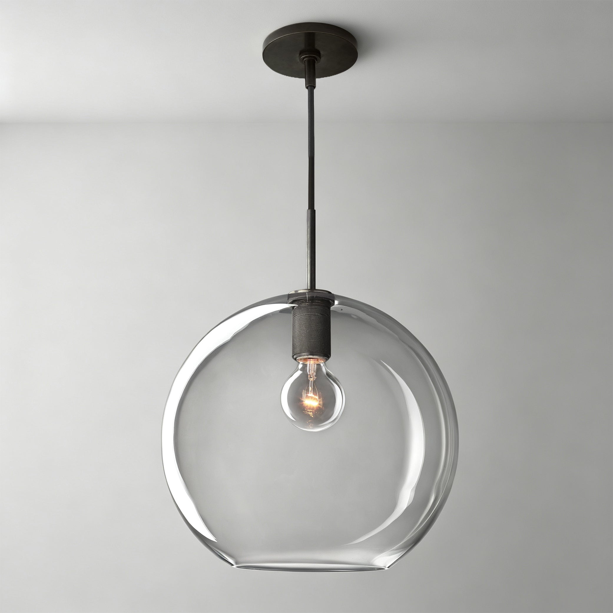 WOMO Globe Glass Pendant Light - Utilitaire