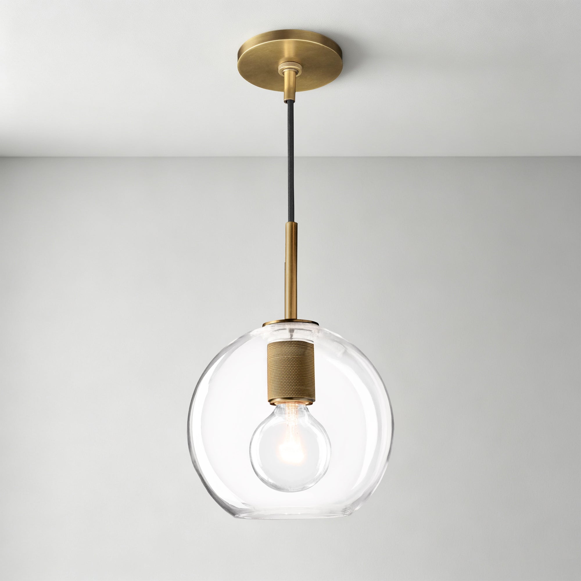 WOMO Globe Glass Pendant Light - Utilitaire