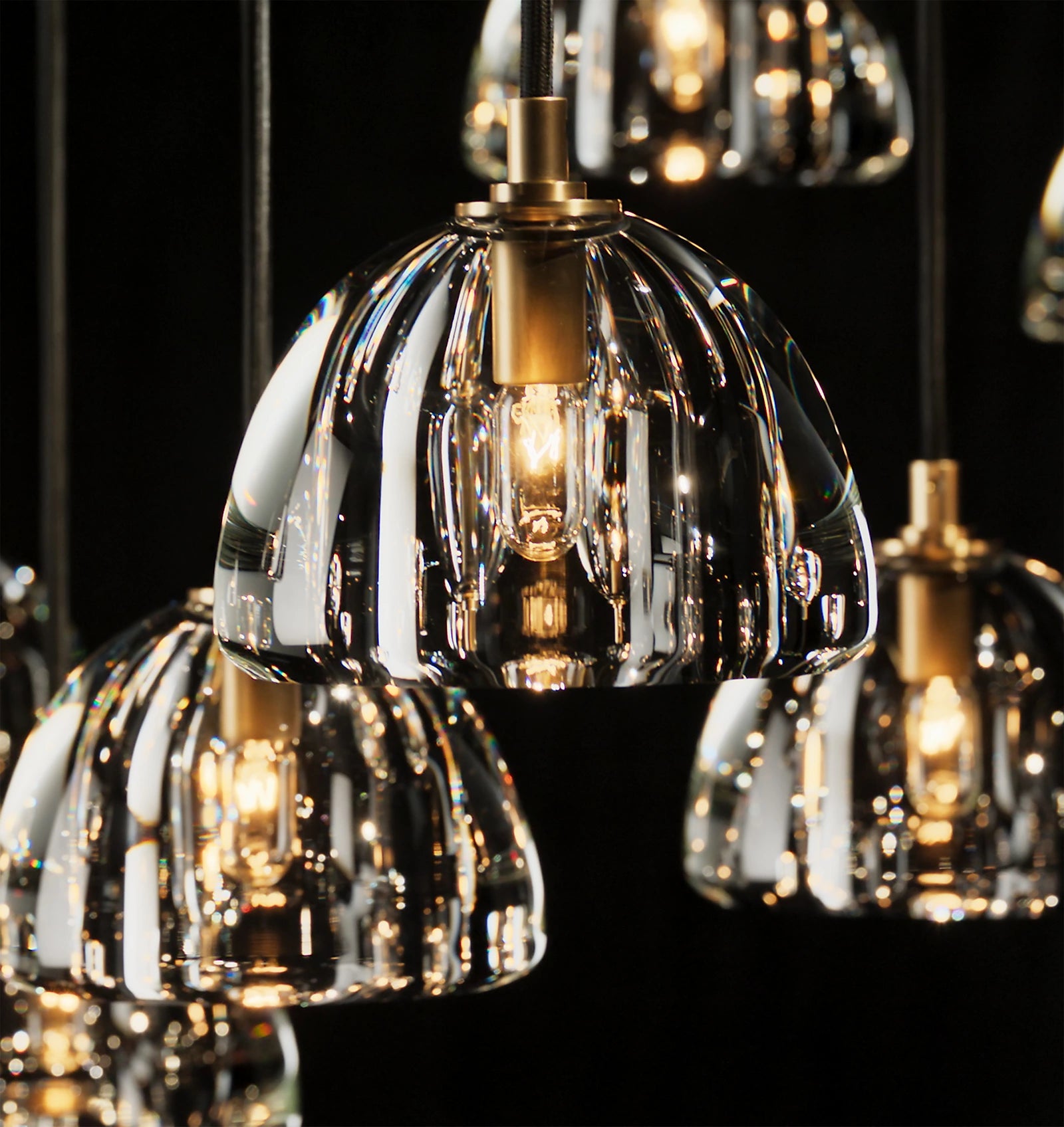WOMO Crystal Linear Chandelier - Hemisphere