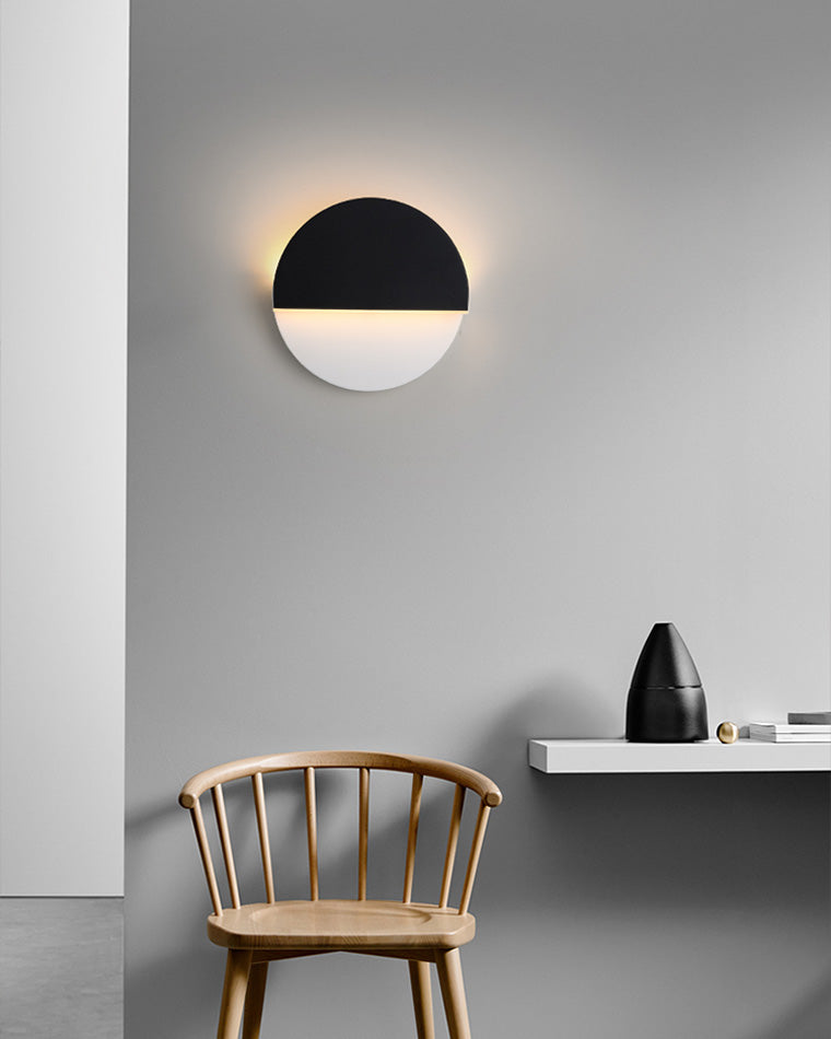 WOMO Adjustable Black & White Round Disc Wall Lamps-WM6071