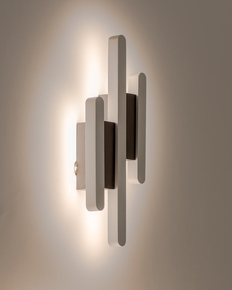 WOMO Sculptural Wall Sconce-WM6074