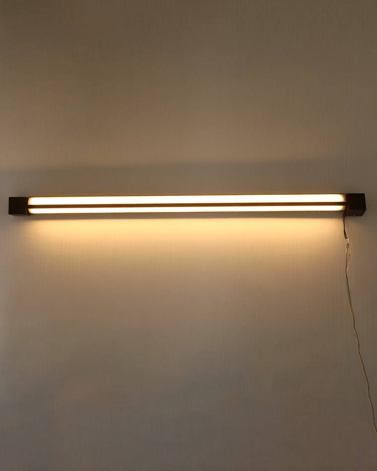 WOMO Adjustable Linear Led Wall Sconce-WM6082