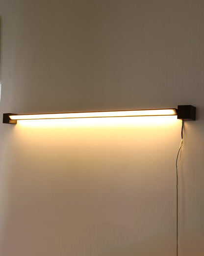 WOMO Adjustable Linear Led Wall Sconce-WM6082