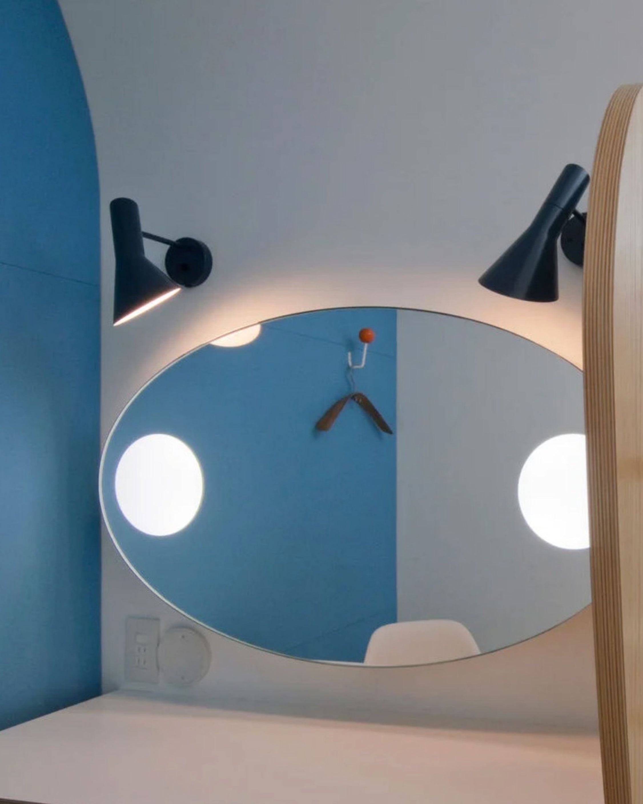 WOMO Adjustable Nordic Wall Sconce-WM6117