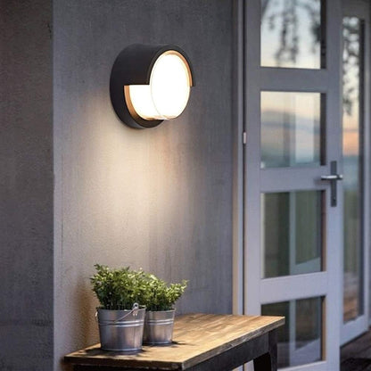 WOMO Round Outdoor Wall Light-WM9144