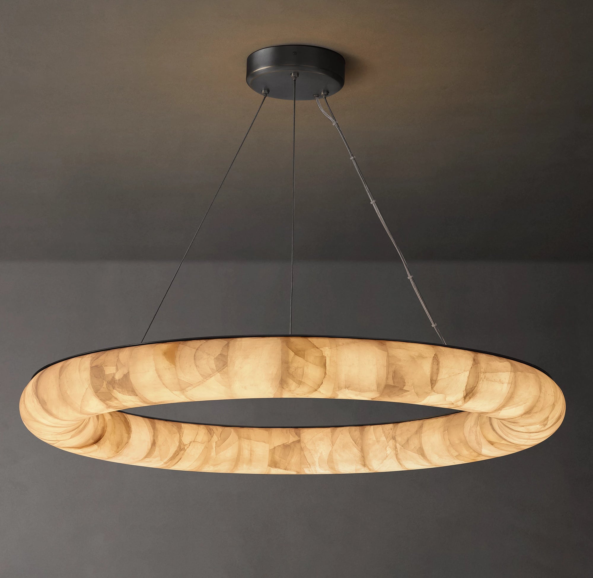 WOMO Lisse Ring Alabaster Chandelier - Rivage