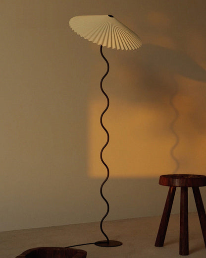 WOMO Pleated Squiggle Floor Lamp-WM7011