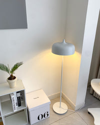 WOMO Acorn Floor Lamp with Pull Chain-WM7034