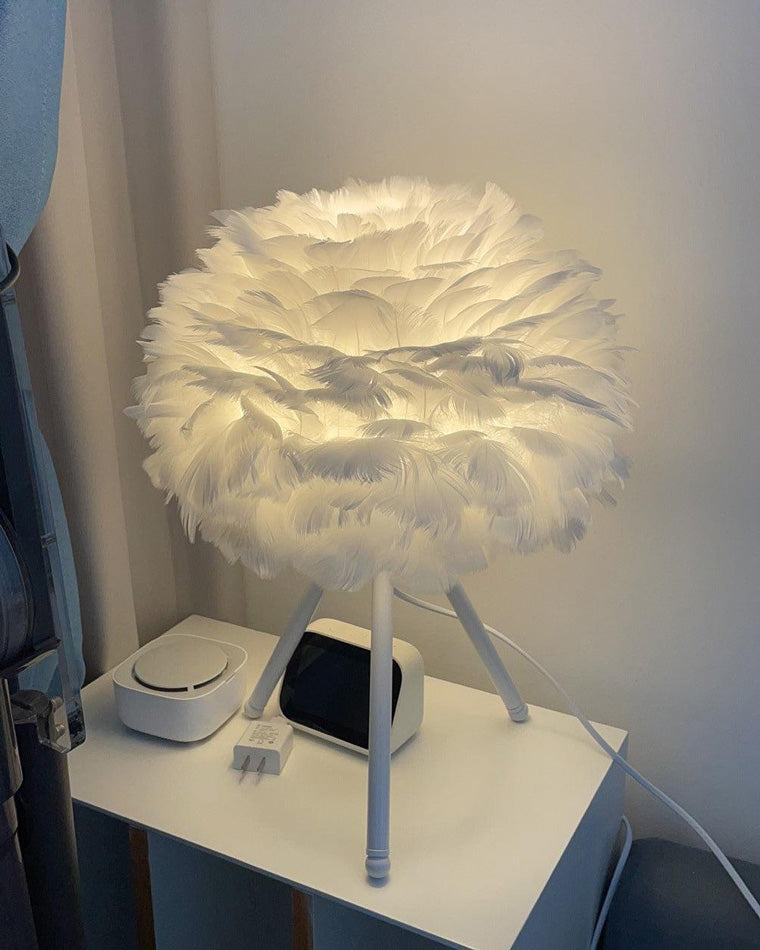 WOMO Feather Tripod Table Lamp-WM8014