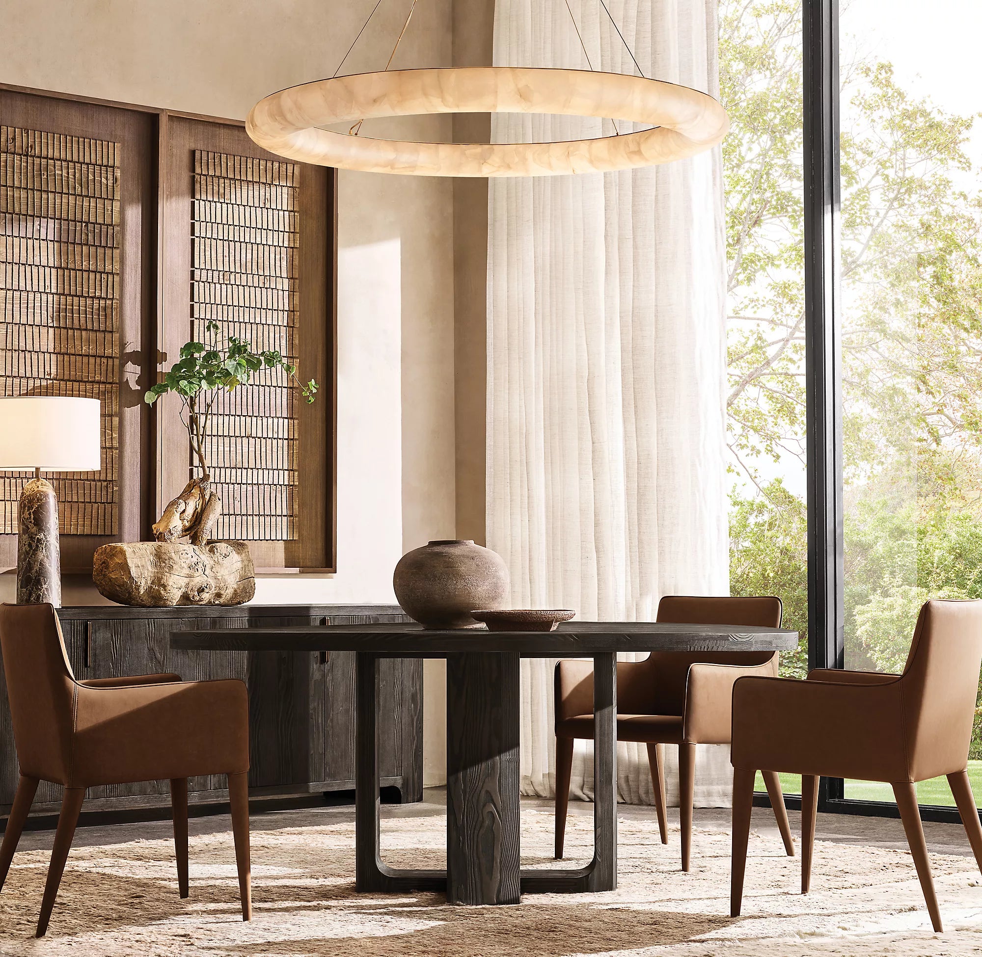 WOMO Lisse Ring Alabaster Chandelier - Rivage