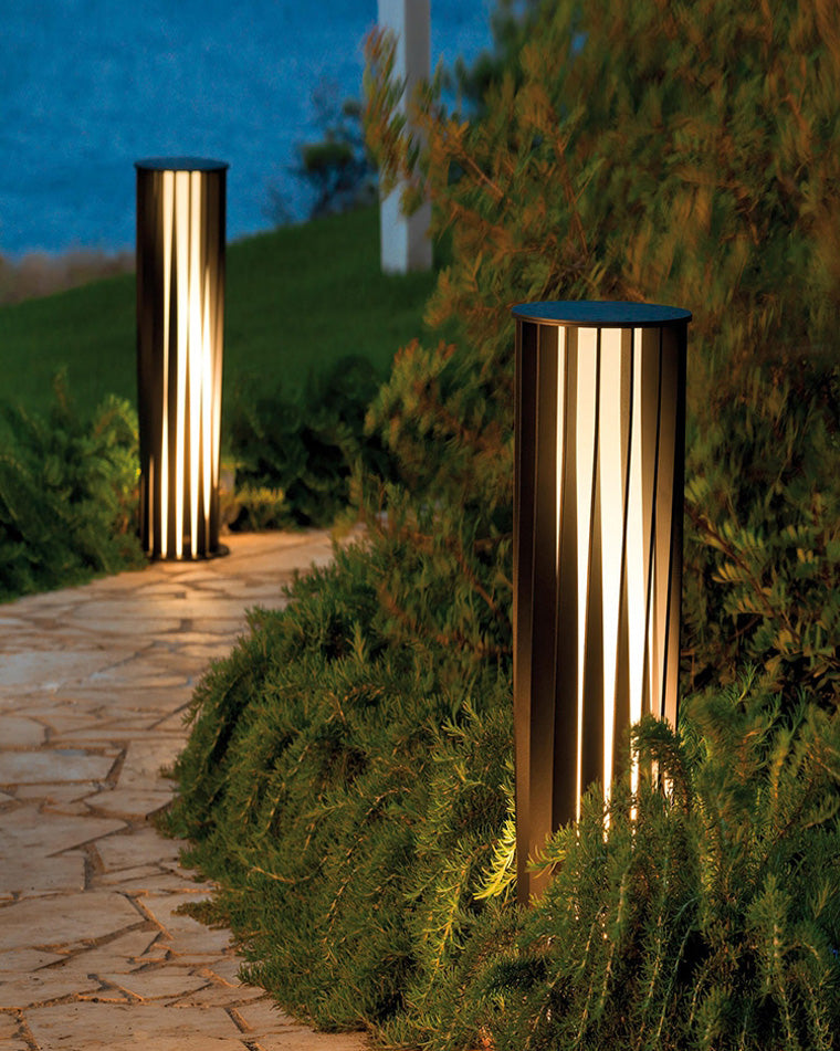 WOMO Decorative Solar Bollard Light-WM9179