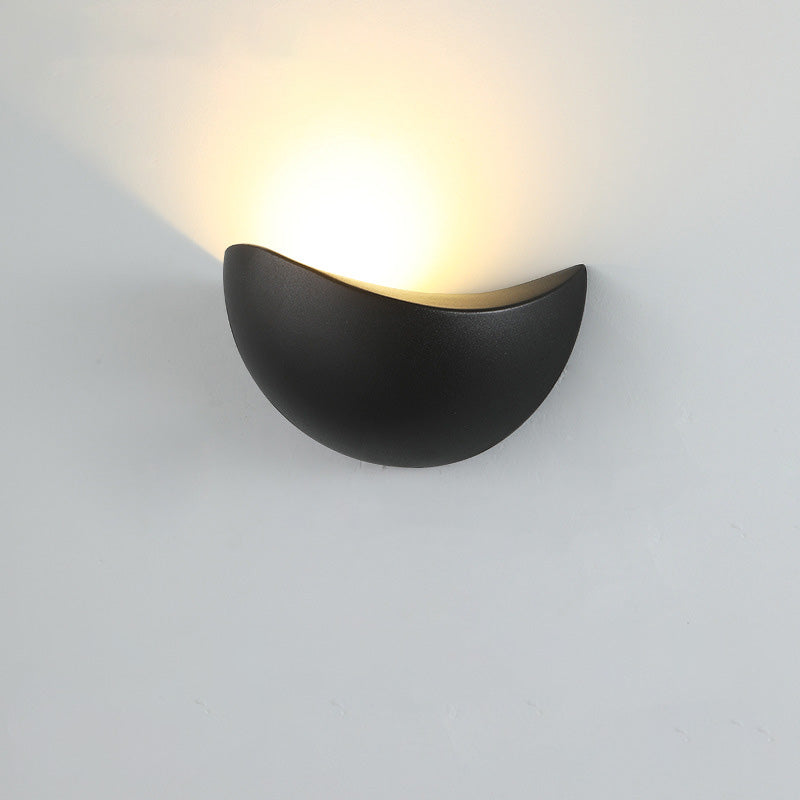 WOMO Crescent Outdoor Wall Light-WM9181