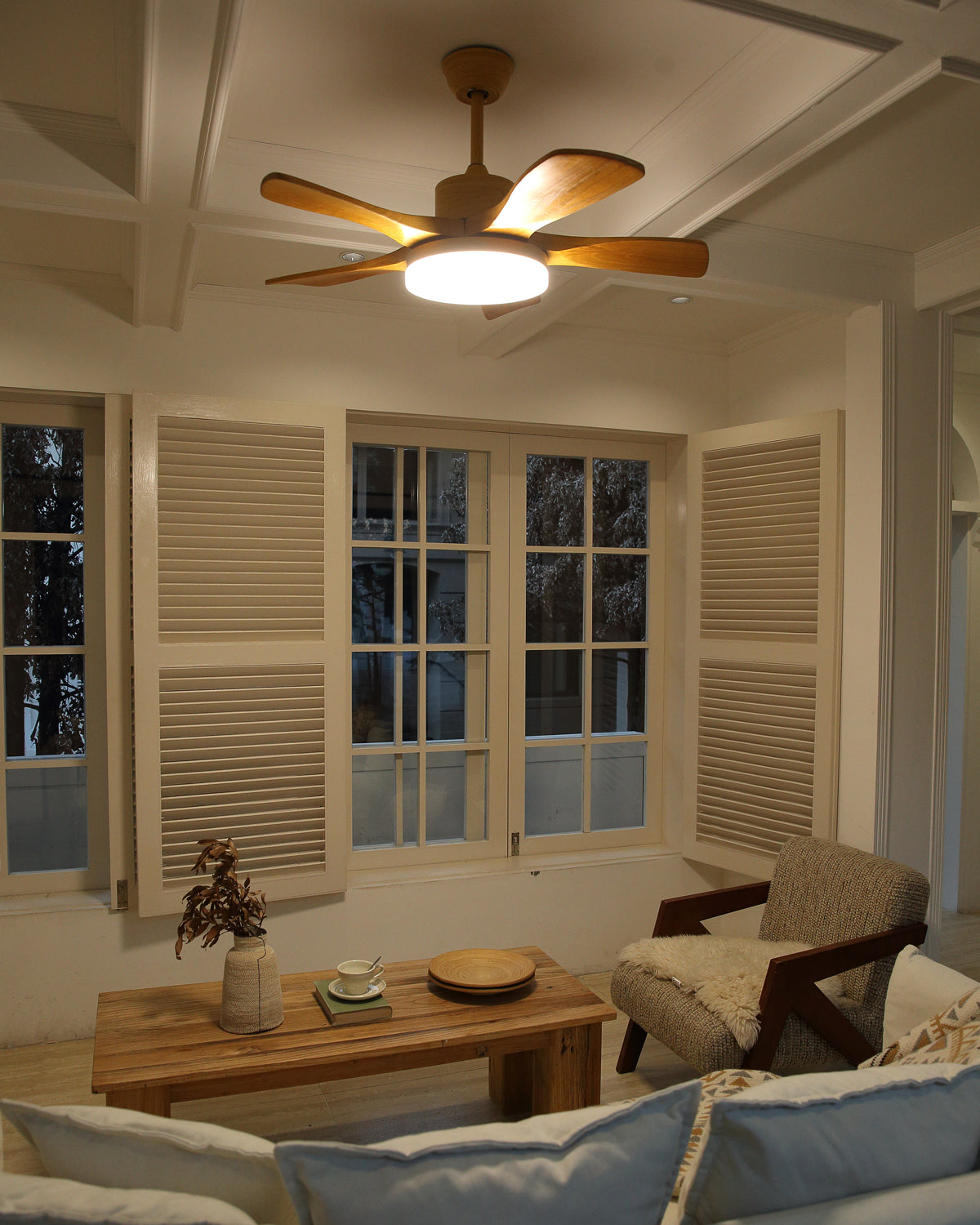 WOMO Scandi Reversible Ceiling Fan with Light-WM5002