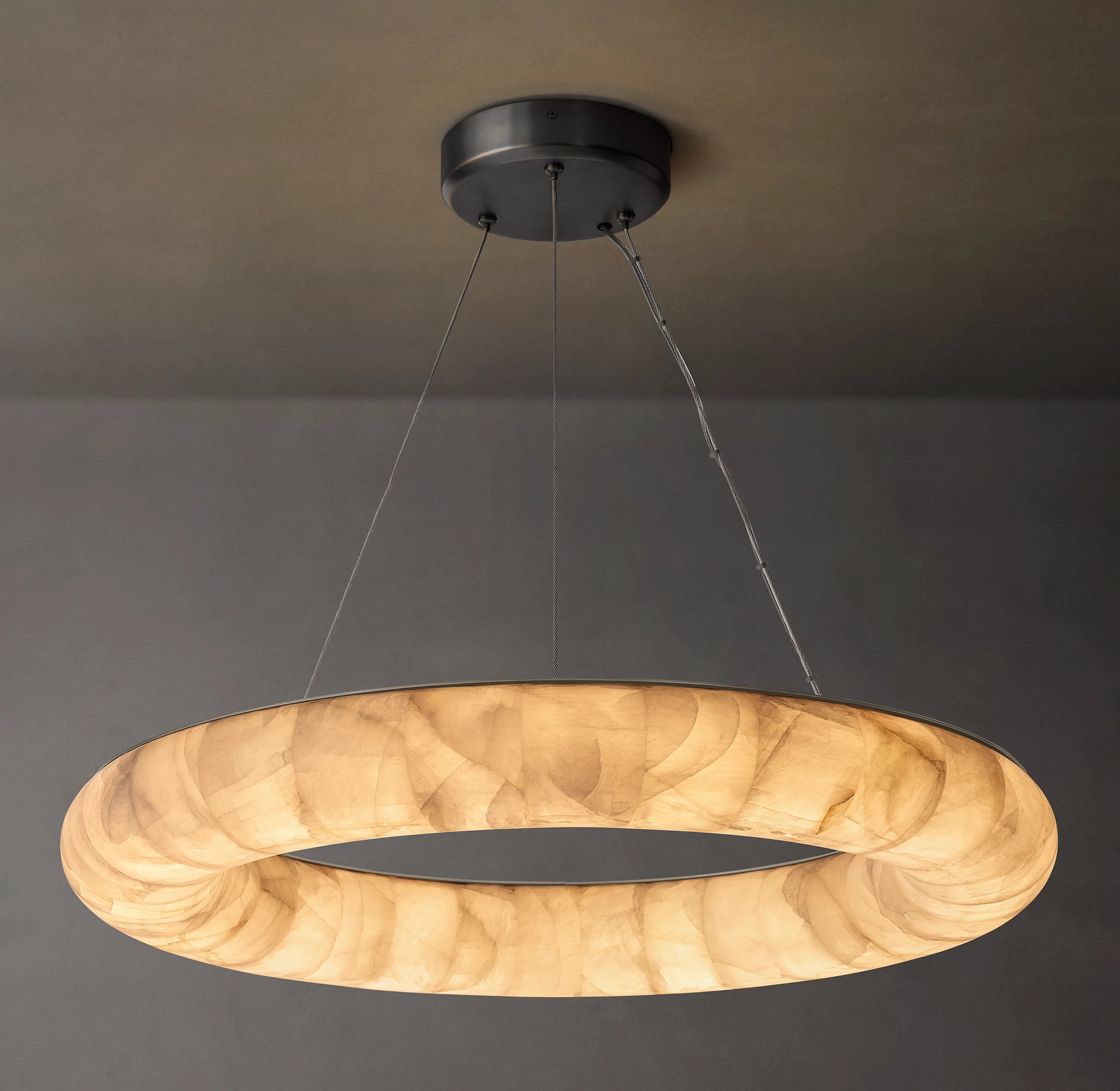 WOMO Lisse Ring Alabaster Chandelier - Rivage