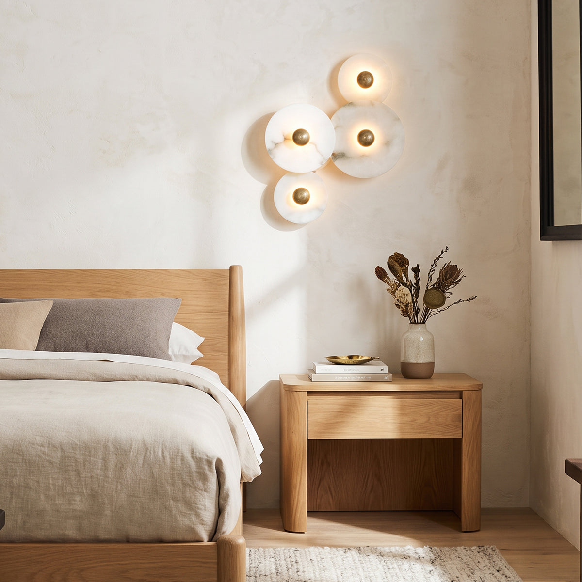 WOMO Art Deco Disc Alabaster Wall Sconce-WM6128