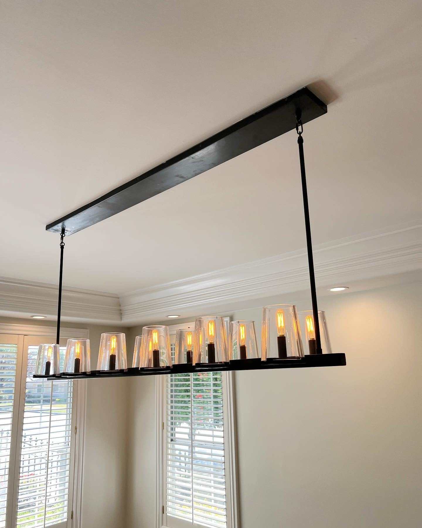 WOMO Hurricane Candle Linear Chandelier - Pauillac