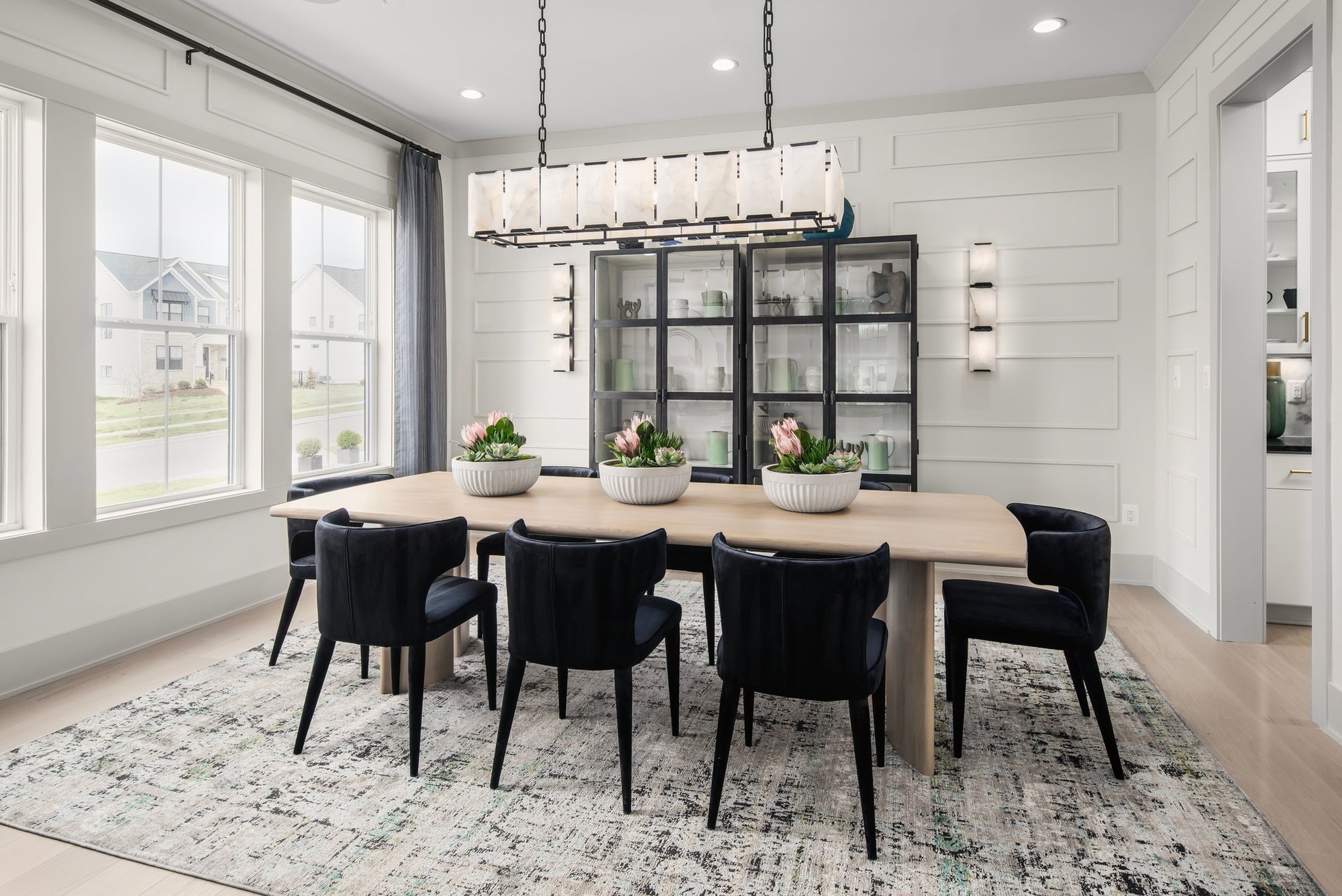 WOMO Alabaster Rectangular Chandelier – Harlow