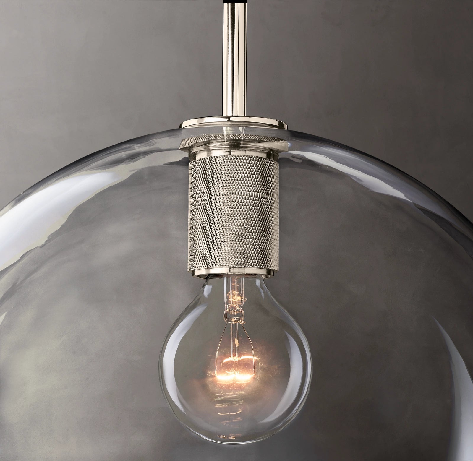 WOMO Globe Glass Pendant Light - Utilitaire