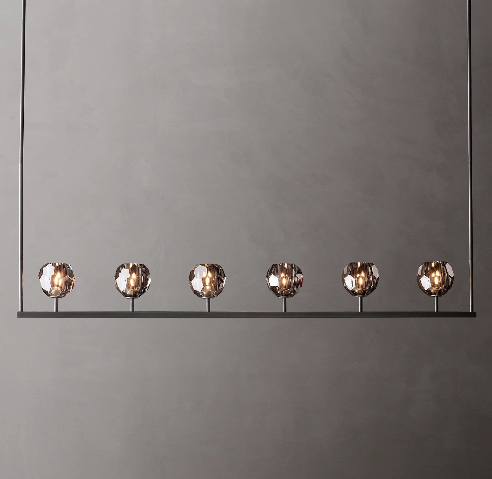 WOMO Crystal Linear Chandelier – Boule