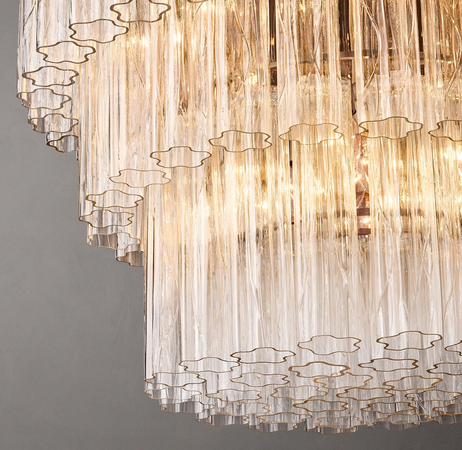 WOMO Tronchi Glass Tiered Chandelier - Cielo
