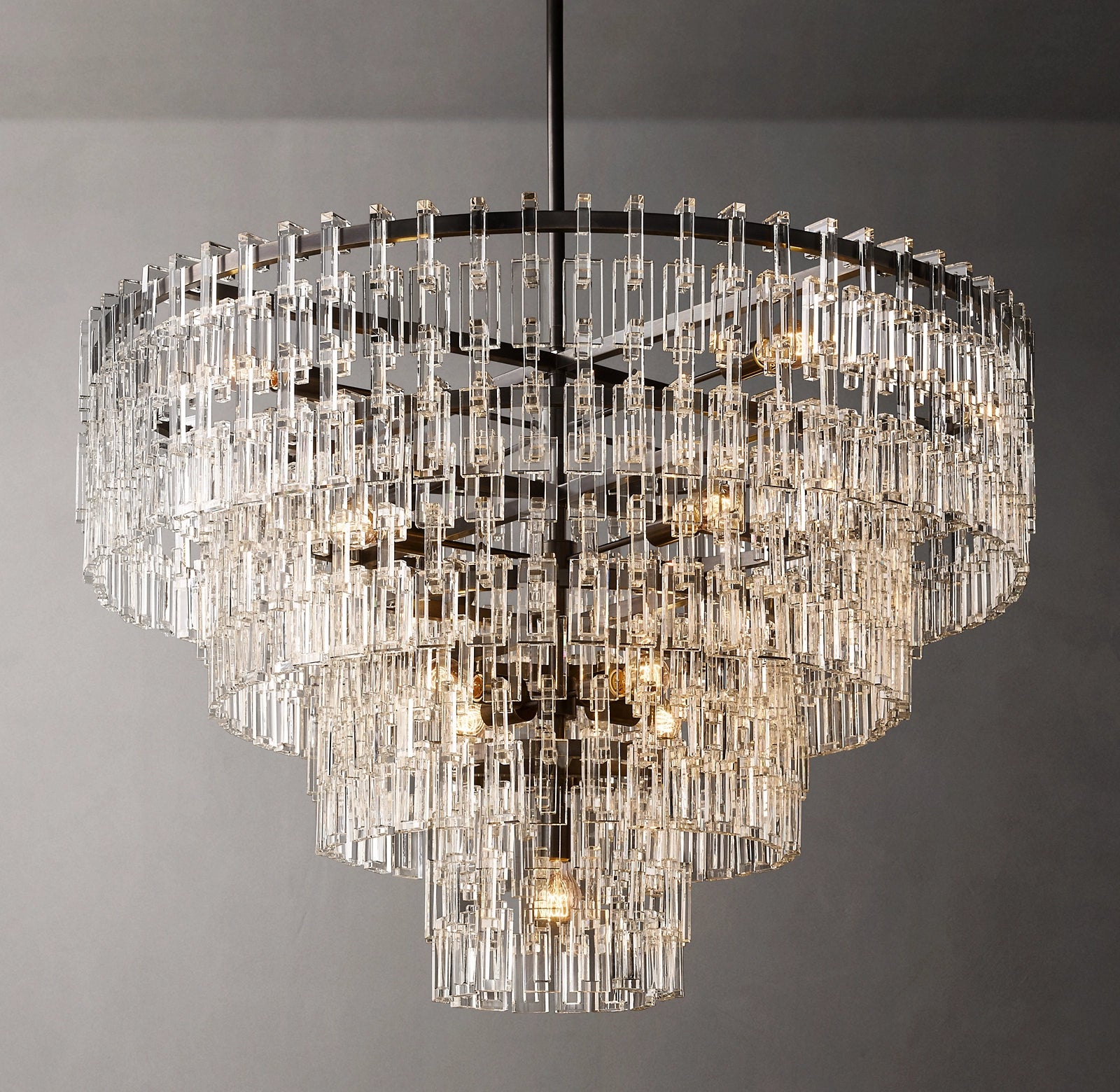 WOMO Chain Crystal Tiered Chandelier - Marignan