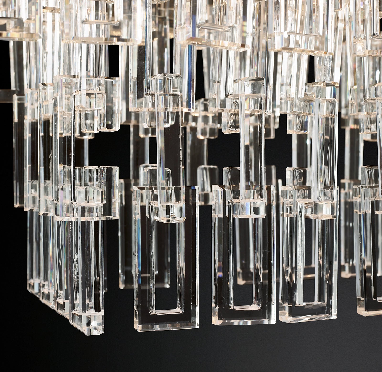 WOMO Chain Crystal Rectangular Chandelier - Marignan